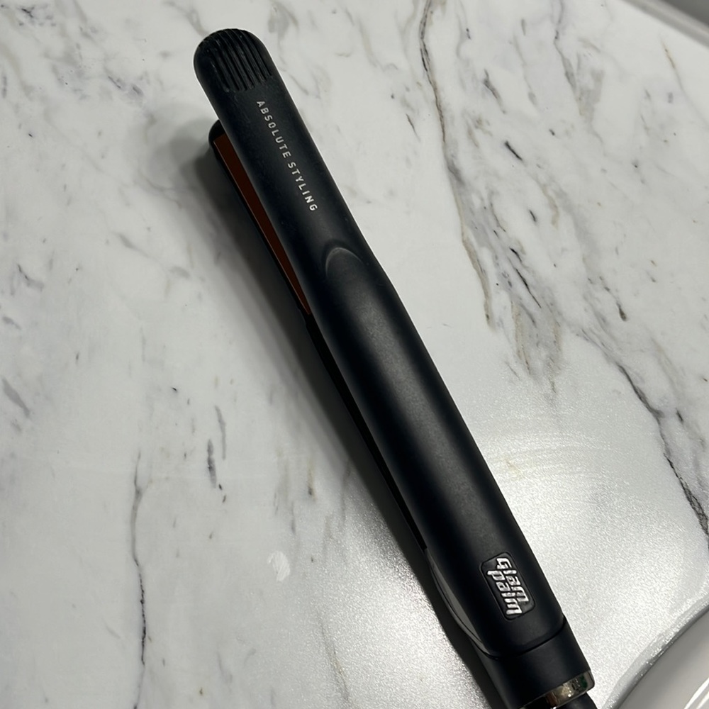 Glam Palm hair straightener